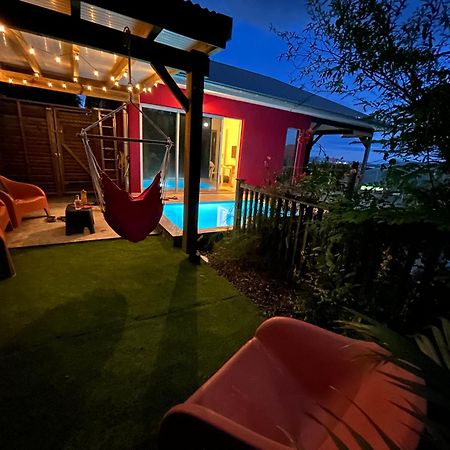 La Villa Jalna Grenadine Deux Chambres Et Piscine Privee Ле-Труаз-Иле Экстерьер фото