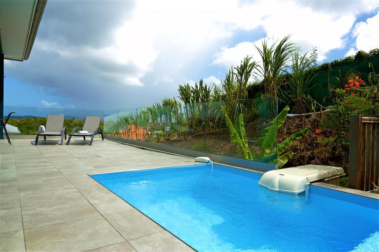 La Villa Jalna Grenadine Deux Chambres Et Piscine Privee Ле-Труаз-Иле Экстерьер фото