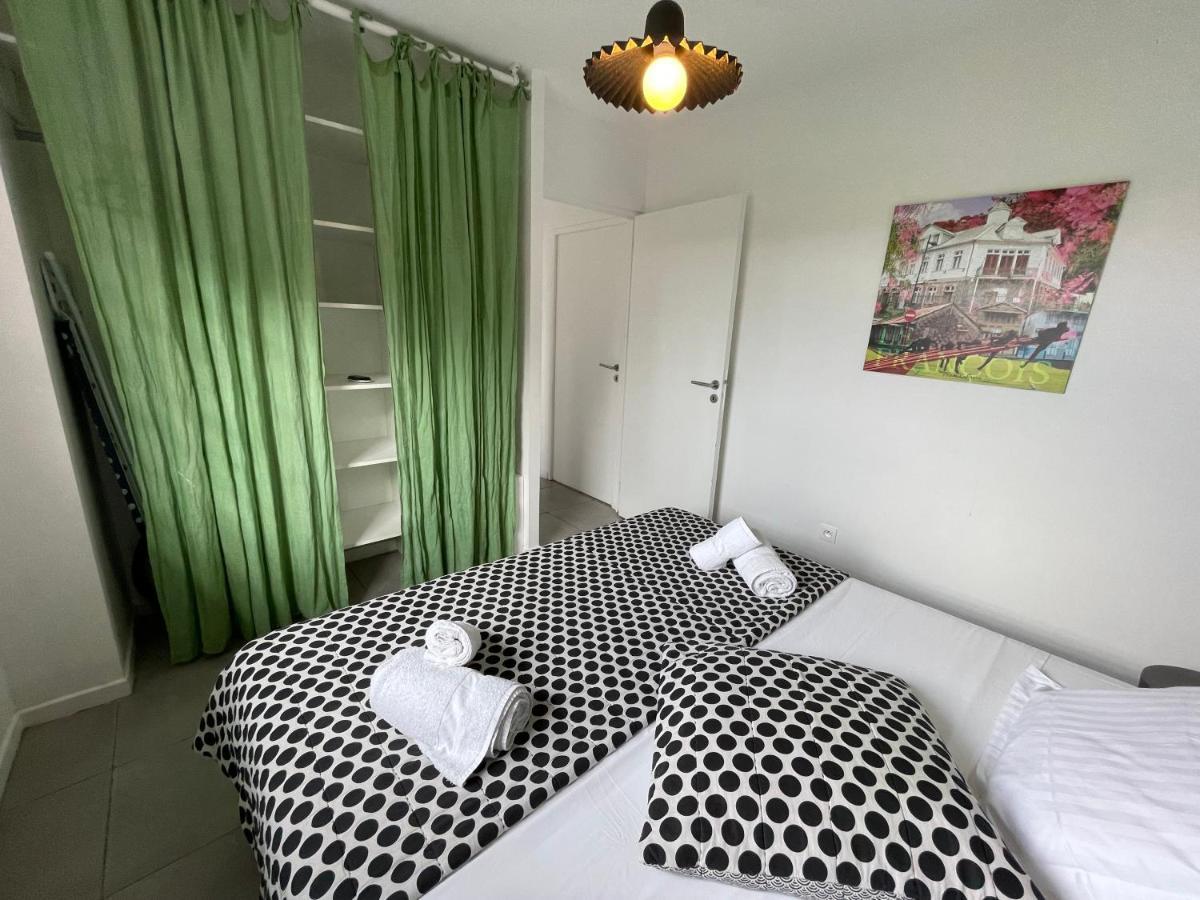 La Villa Jalna Grenadine Deux Chambres Et Piscine Privee Ле-Труаз-Иле Экстерьер фото