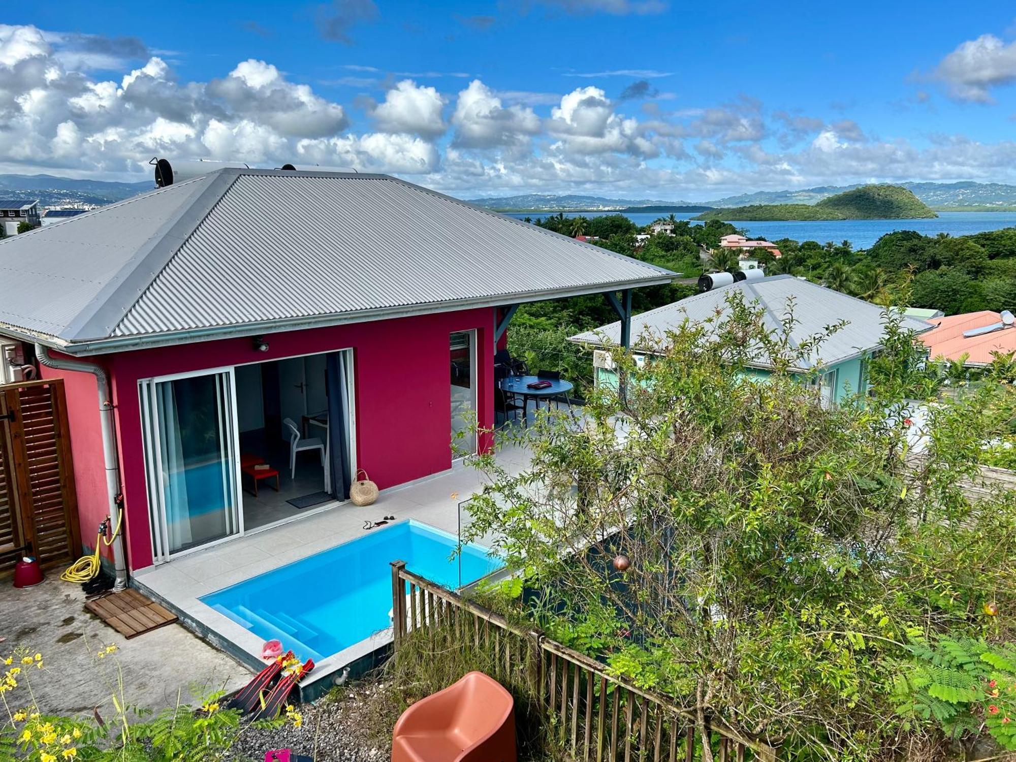 La Villa Jalna Grenadine Deux Chambres Et Piscine Privee Ле-Труаз-Иле Экстерьер фото